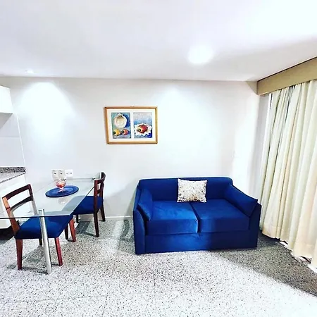 Apê Beira Mar Meireles Com Café Da Manhã